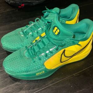 Nike Green and Yellow Sneakers size 15.5